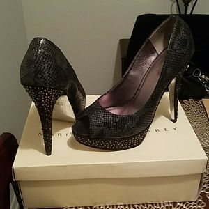 Mariah Carey special edition platform shoe